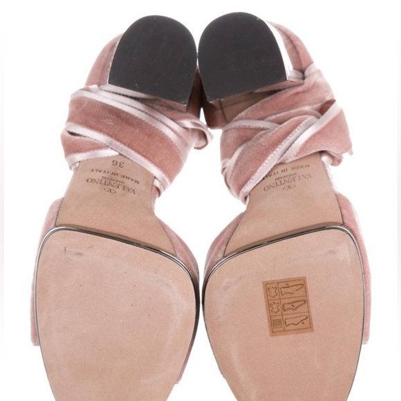 Valentino Brand New beautiful heels - Picture 5 of 5